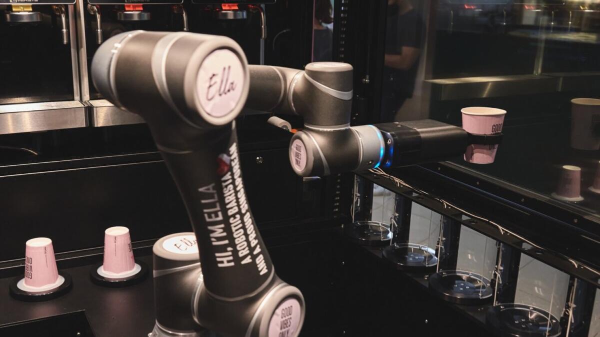 Intel Core Ultra Series 3 Jadi Otak Robot Barista AI Tanpa GPU Terpisah