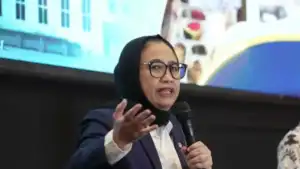 Mensesneg Ungkap Alasan Prabowo Tunjuk Nanik S. Deyang sebagai Kepala BGN