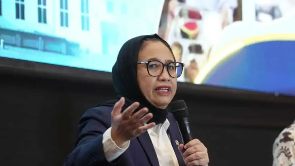 Mensesneg Ungkap Alasan Prabowo Tunjuk Nanik S. Deyang sebagai Kepala BGN